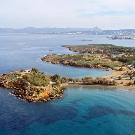 Jane, Quiet, Luxurious, Family Friendly, Spacious, Close To The Beach! La Canée