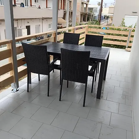 Jane, Quiet, Luxurious, Family Friendly, Spacious, Close To The Beach! * La Canée
