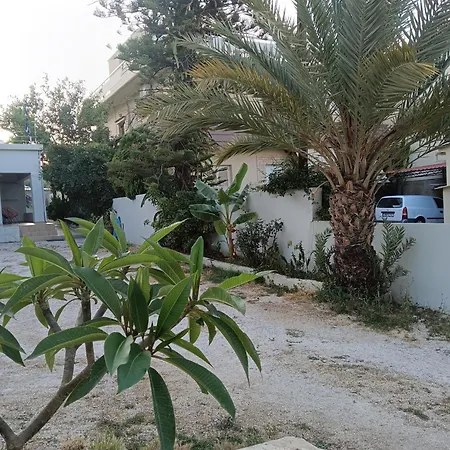 Jane, Quiet, Luxurious, Family Friendly, Spacious, Close To The Beach!